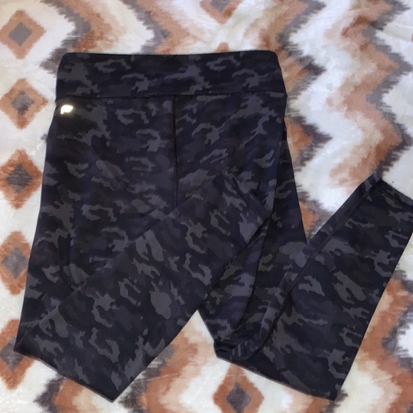 Fabletics - Picture 2 of 4